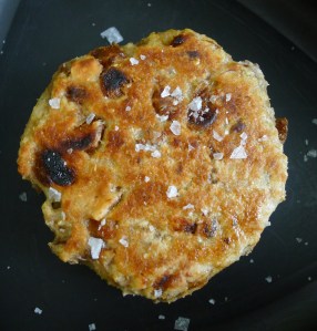 Aprikoosisämpylä